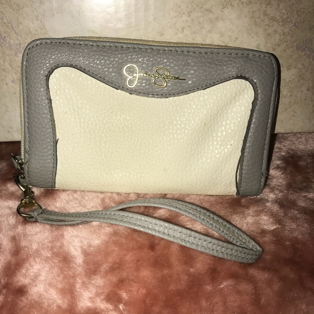 Jessica Simpson grey/white wallet wristlet clutch